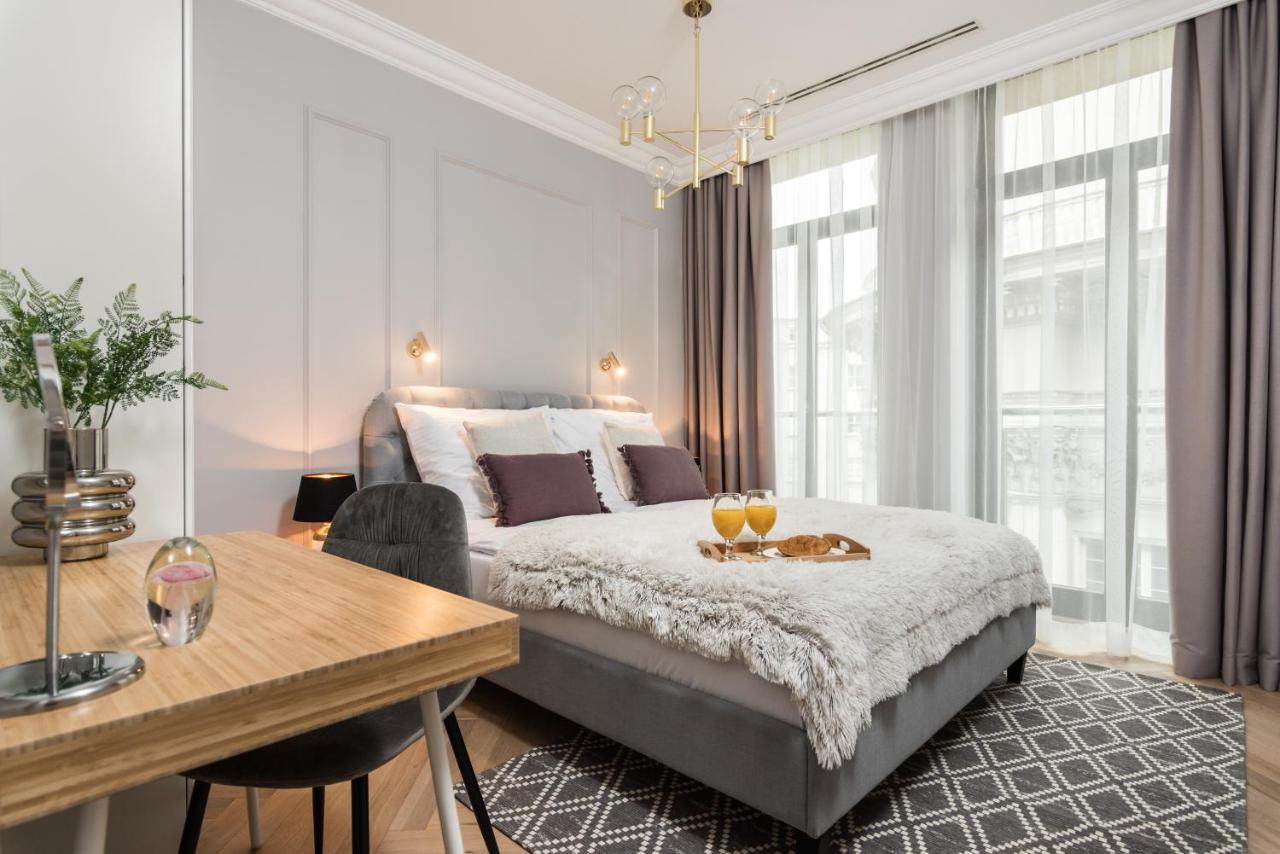 Wielopole17 Miro Apartment With Ac Краков Экстерьер фото