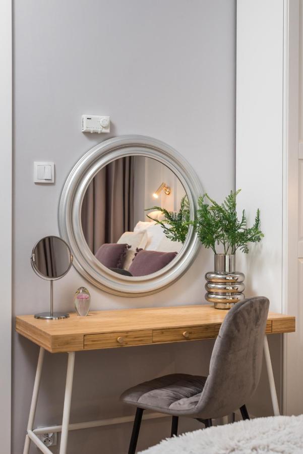 Wielopole17 Miro Apartment With Ac Краков Экстерьер фото